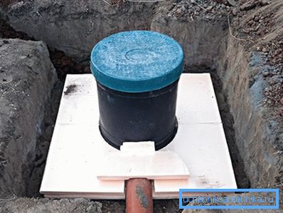 Zainstalowany zbiornik septyczny Zainstalowany zbiornik septyczny