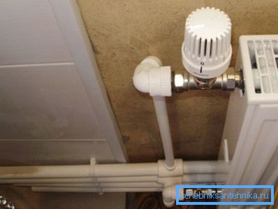 Pionowo zamontowany termostat Pionowo zamontowany termostat