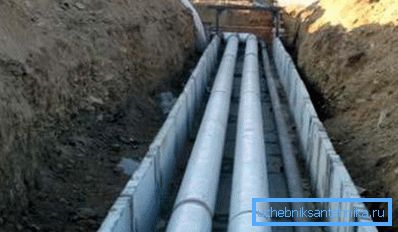 Zewnętrzny system zaopatrzenia w wodę musi być zainstalowany zgodnie z przepisami. Zewnętrzny system zaopatrzenia w wodę musi być zainstalowany zgodnie z przepisami.