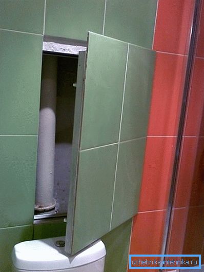 Możesz ukryć rury przez wzniesienie skrzynki suchej zabudowy Możesz ukryć rury przez wzniesienie skrzynki suchej zabudowy
